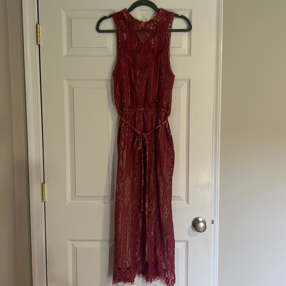 WAYF Red Lace Dress - Picture 1 of 4